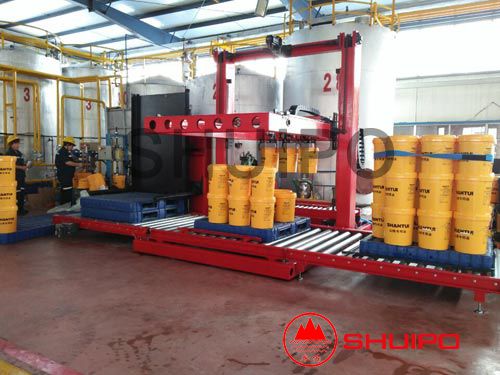 油桶碼垛機(jī) 油桶碼垛機(jī)